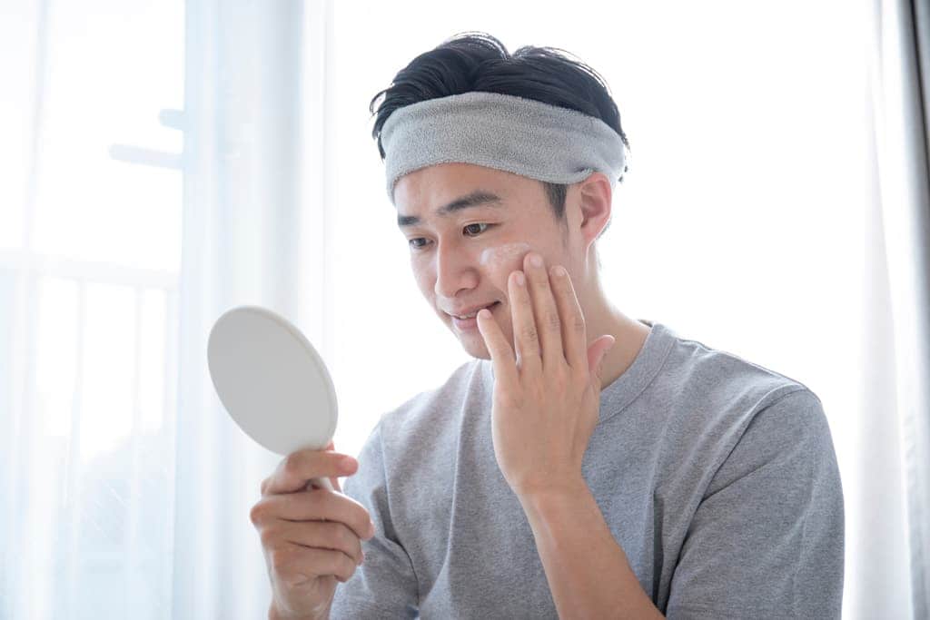 男性だって、スキンケアは大事！ニキビ予防に必須。ちゃんと使ってる？