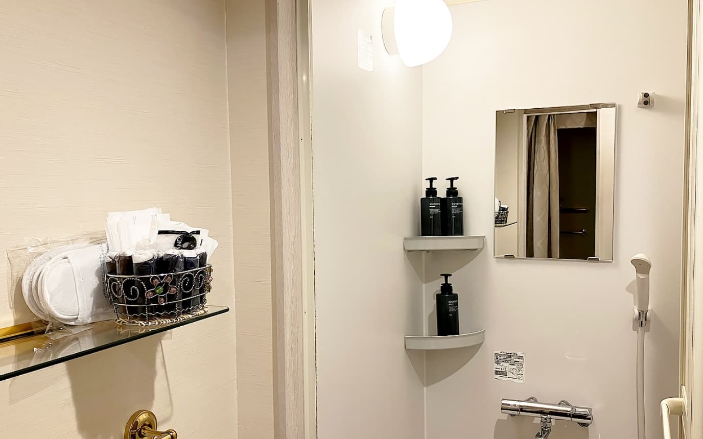 全店舗シャワー室完備