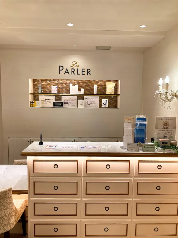 横浜本店　スライド画像　02