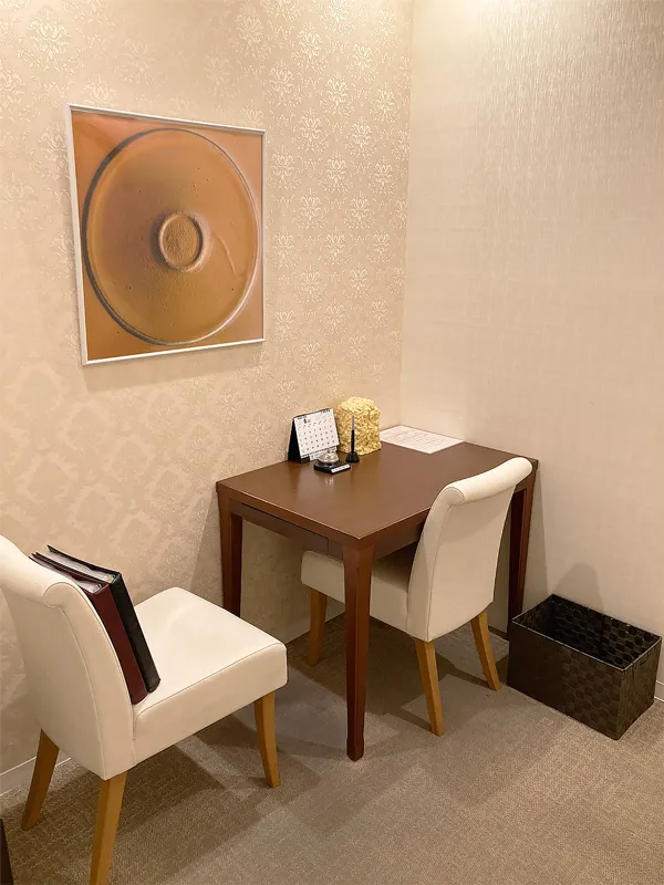 横浜本店　スライド画像　04